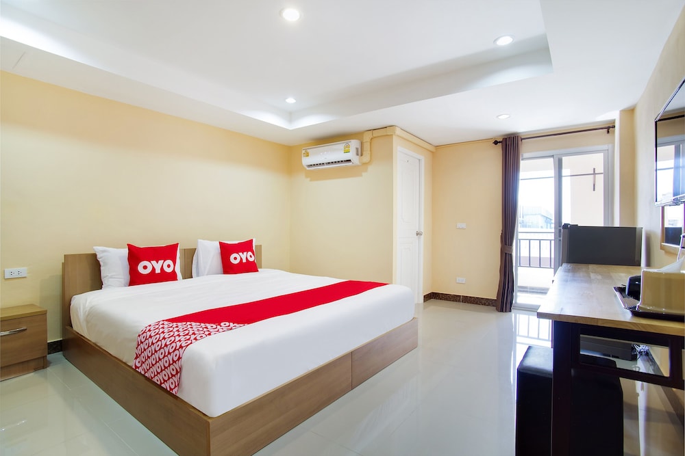 Standard Double Room - Photo 8