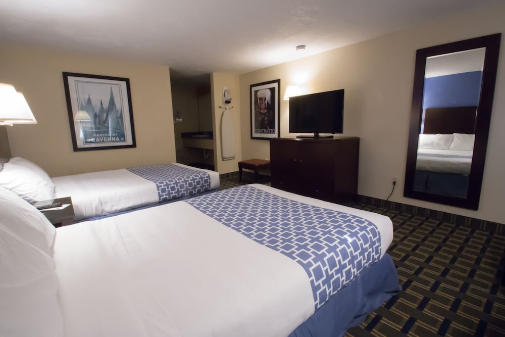 Standard Room, 2 Double Beds