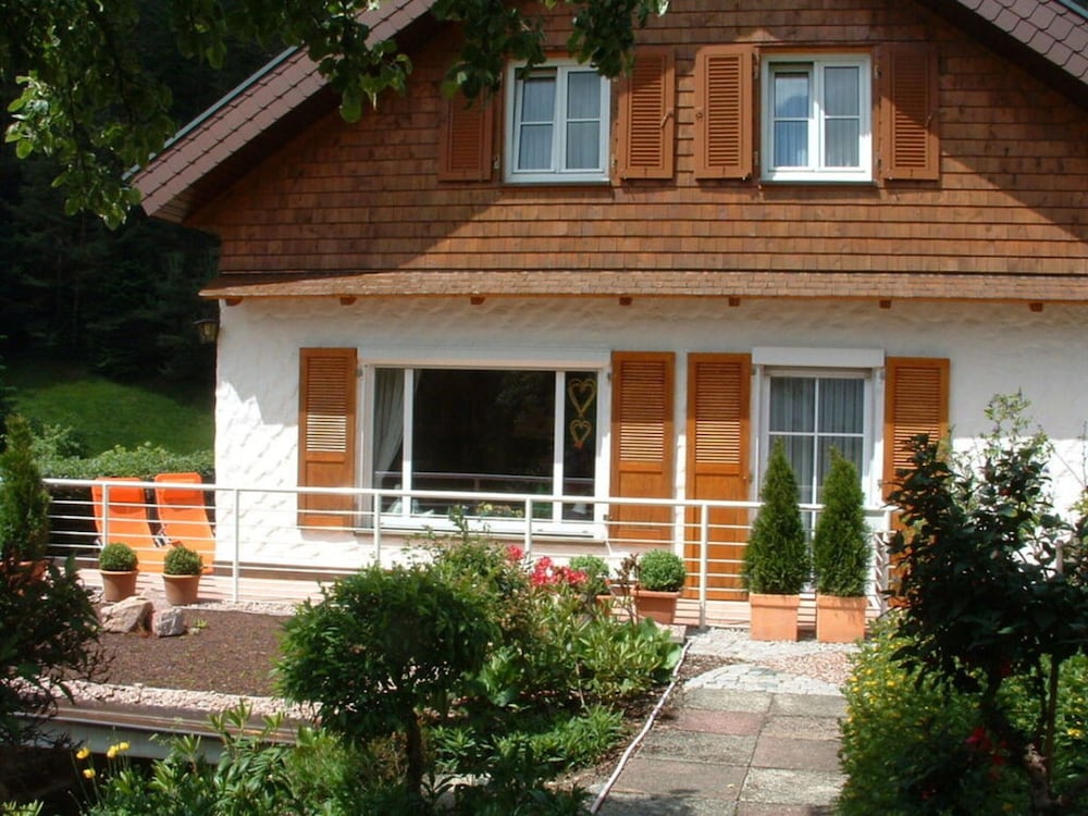 House photo 2