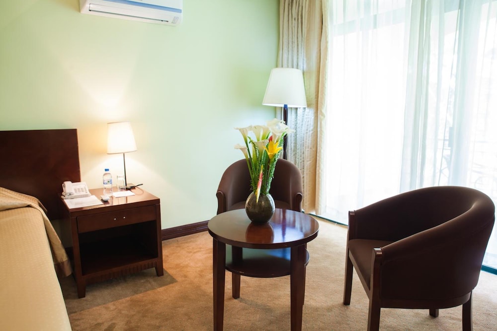 Deluxe Double Room, Hill View, Garden Area photo 3