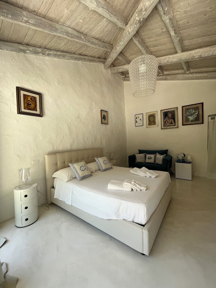 Luxury Double Room, Pool View