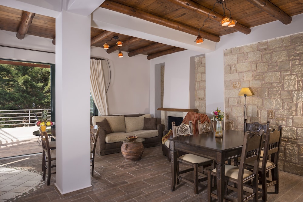 Villa, 3 Bedrooms, Private Pool, Sea View (Mirtia) photo 3