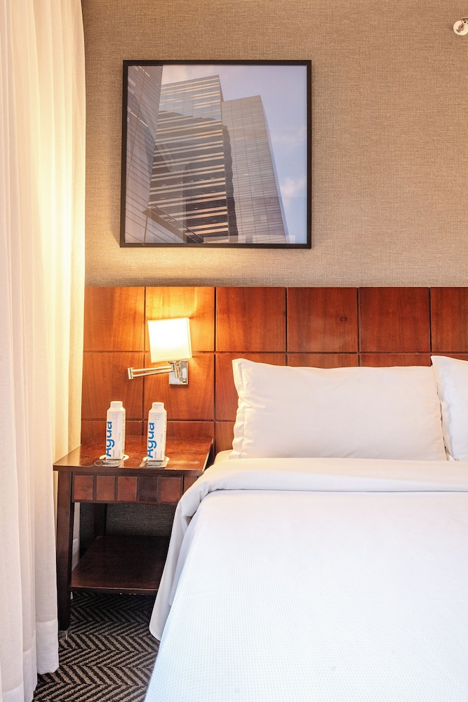 Junior Suite, 1 King Bed - Photo 21
