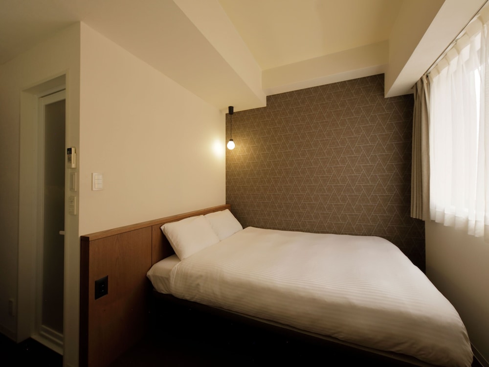 Double Room - Non Smoking photo 3