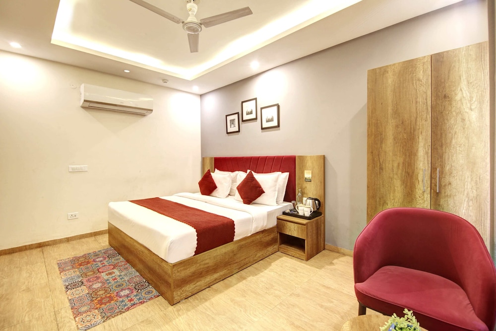 Deluxe Room - Photo 2