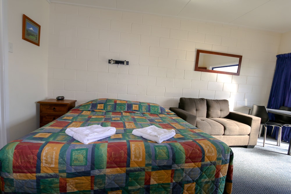 Studio Unit with Bunkroom photo 1