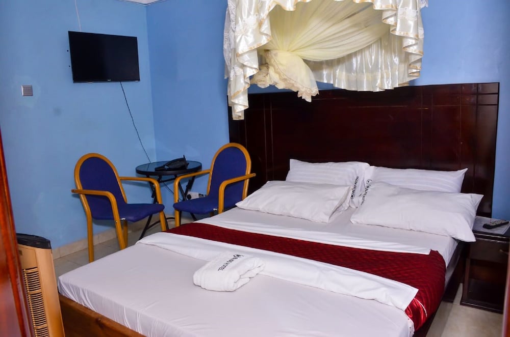 Basic Double Room photo 1