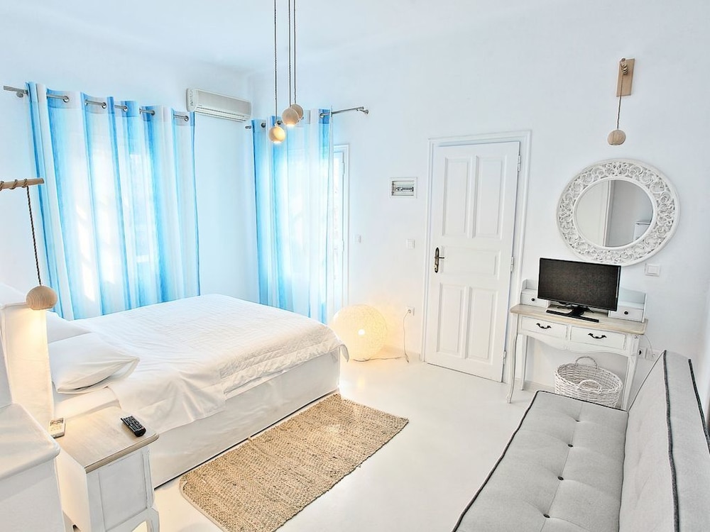 Suite, Balcony, Sea View photo 1