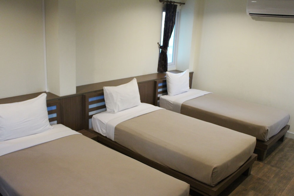 Triple Room photo 2