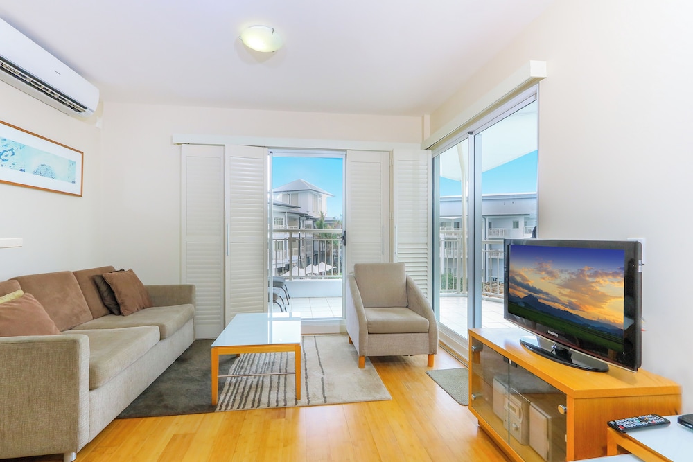 Apartment, 1 Bedroom, Partial Ocean View photo 1
