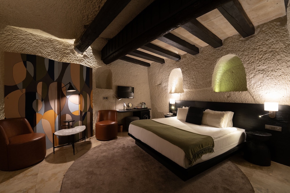 Cave Room photo 1