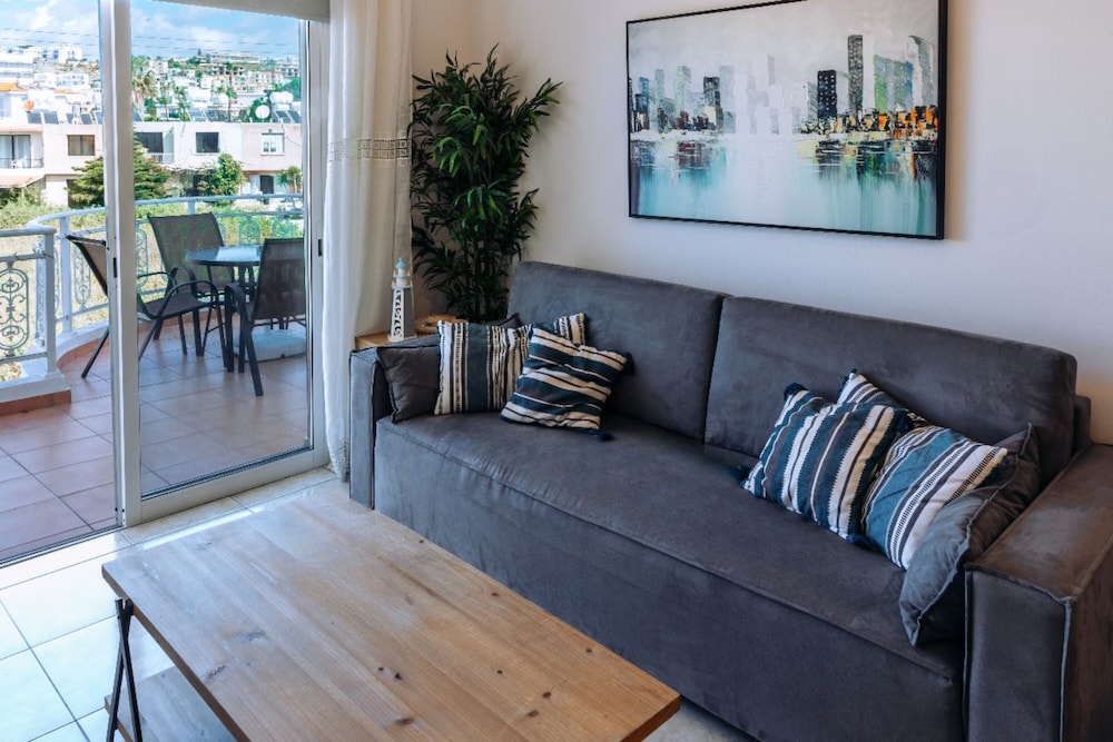 Luxury Apartment photo 1