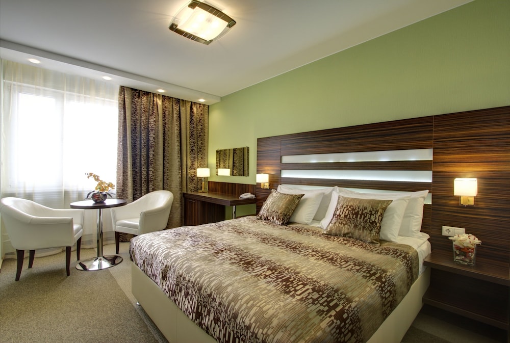 Superior Double Room photo 1