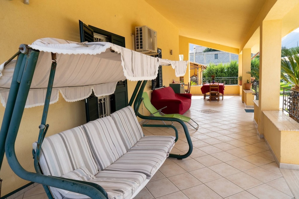 Villa, 3 Bedrooms, Private Pool, Garden View photo 3