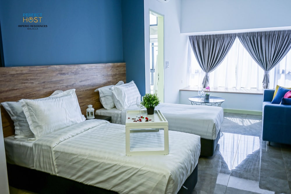 Deluxe Twin Room photo 3