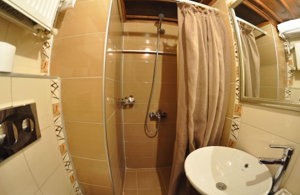 Economy Room photo 2