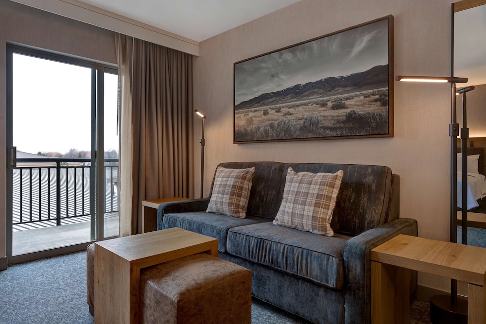 Studio, 2 Queen Beds, Non Smoking, Balcony - Photo 3