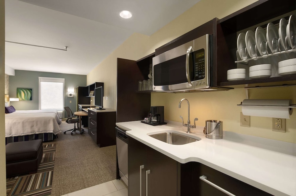 Suite, Accessible, Non Smoking photo 2