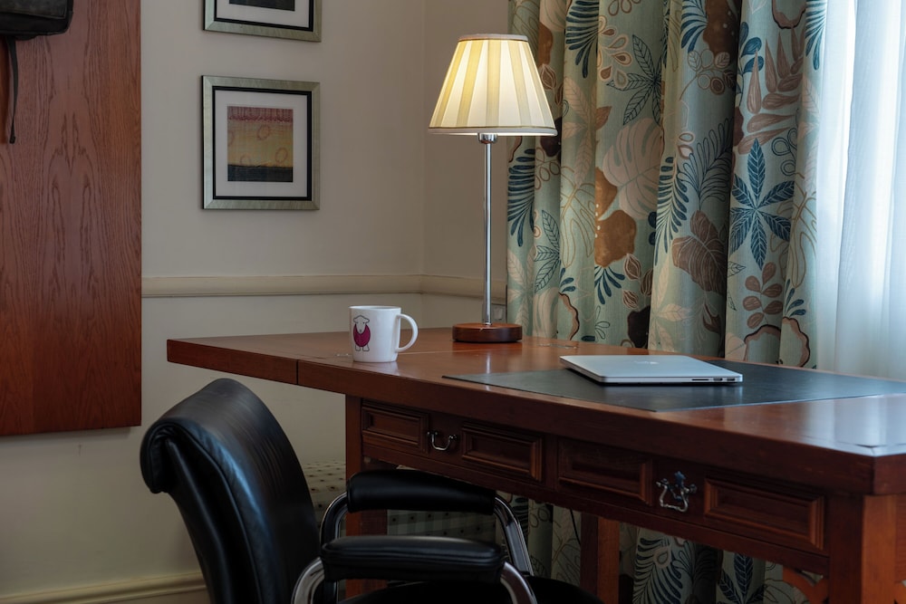Suite (Four Poster) - Photo 3