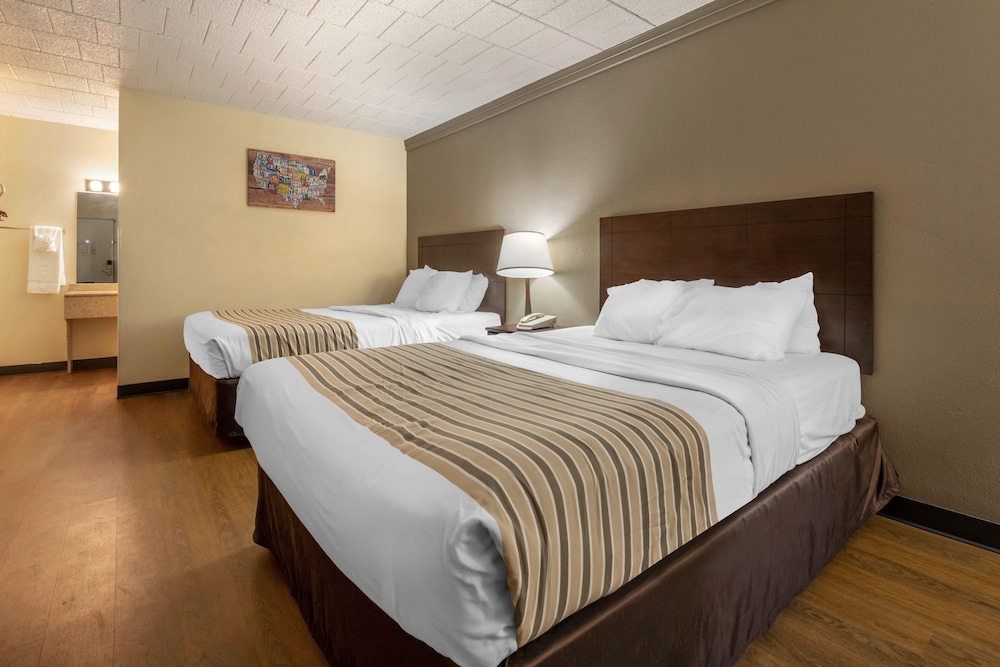 Standard Double Room, 2 Double Beds, Non Smoking - Photo 3