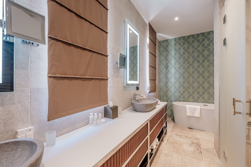 Signature Villa photo 2
