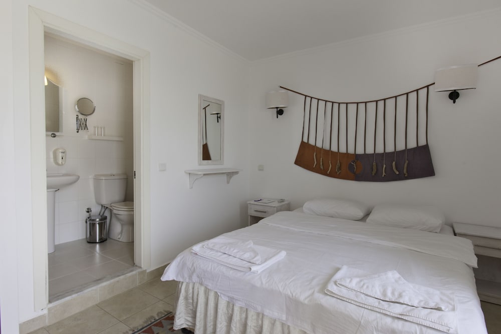 Standard Double or Twin Room - Photo 1