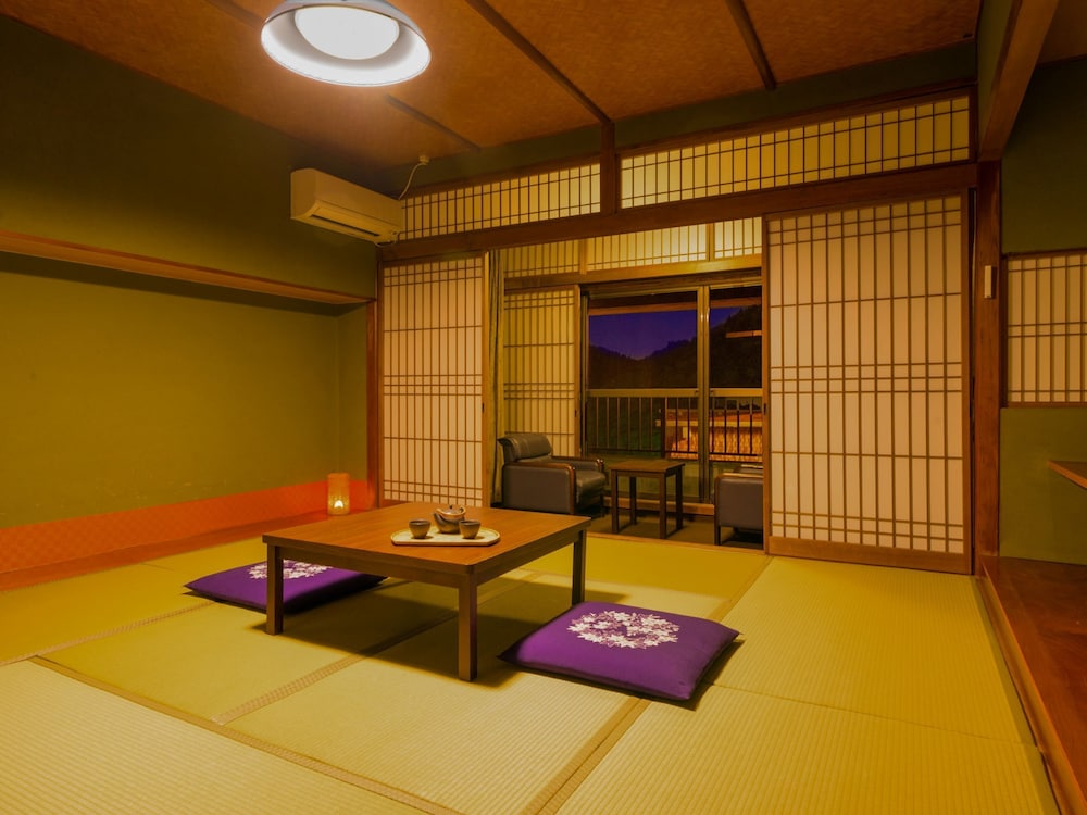 Standard Room - Photo 1