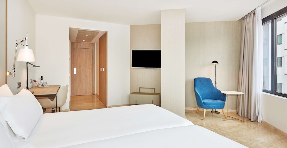 Superior Room (View, Extra Bed 3 Adults)