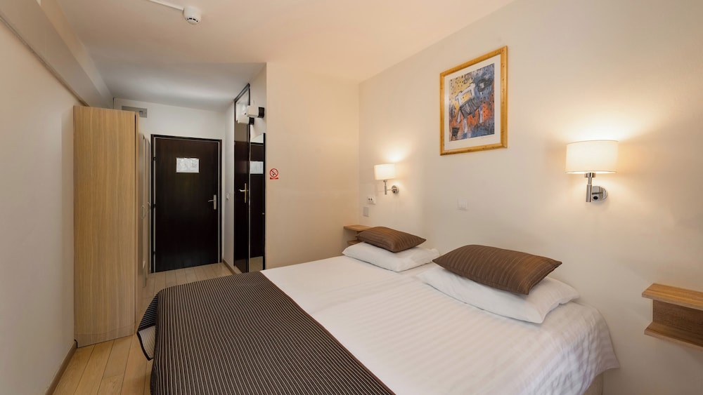 Standard Double Room, Lake Side photo 2