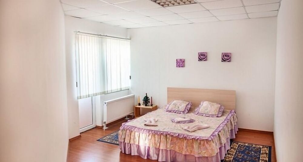 Suite, 2 Bedrooms, Balcony photo 2