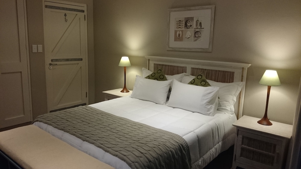 Double Room With Sea & Pool View