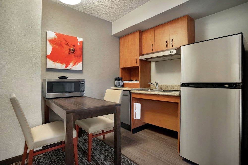 Suite, Accessible, Non Smoking - Photo 4