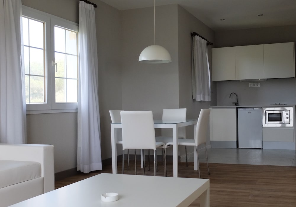 Superior Family Room (2 Adults + 2 Children) - Photo 2