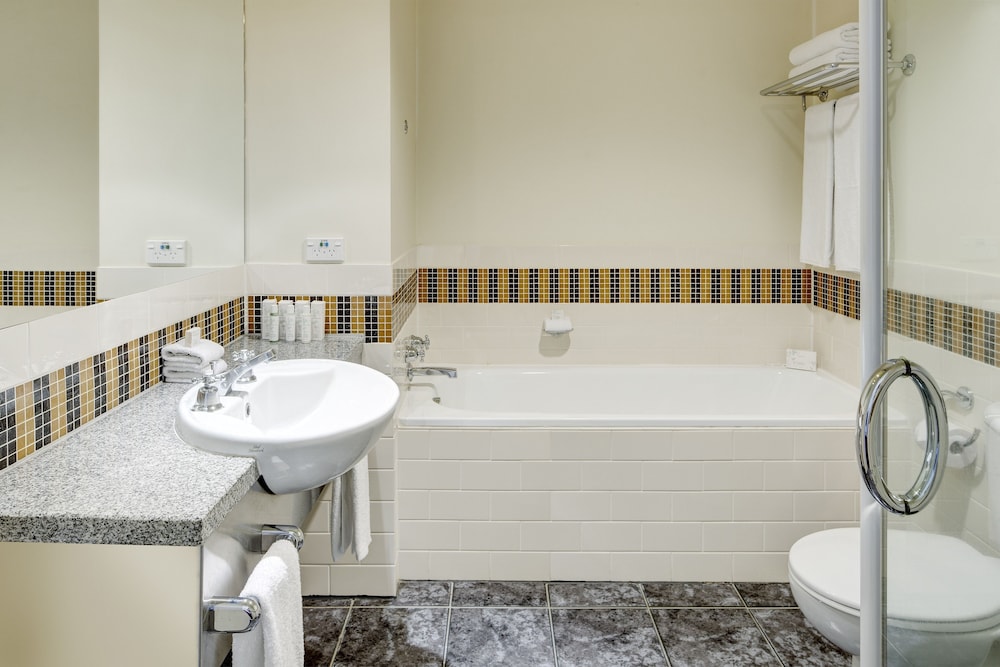 Heritage Suite - Photo 3