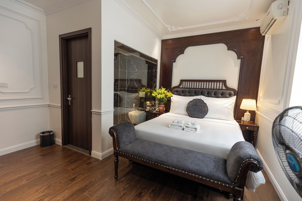 Premium Double Room - Photo 6