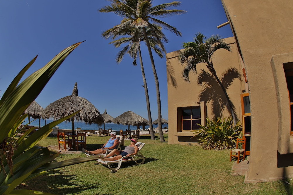 Villa, Oceanfront photo 1