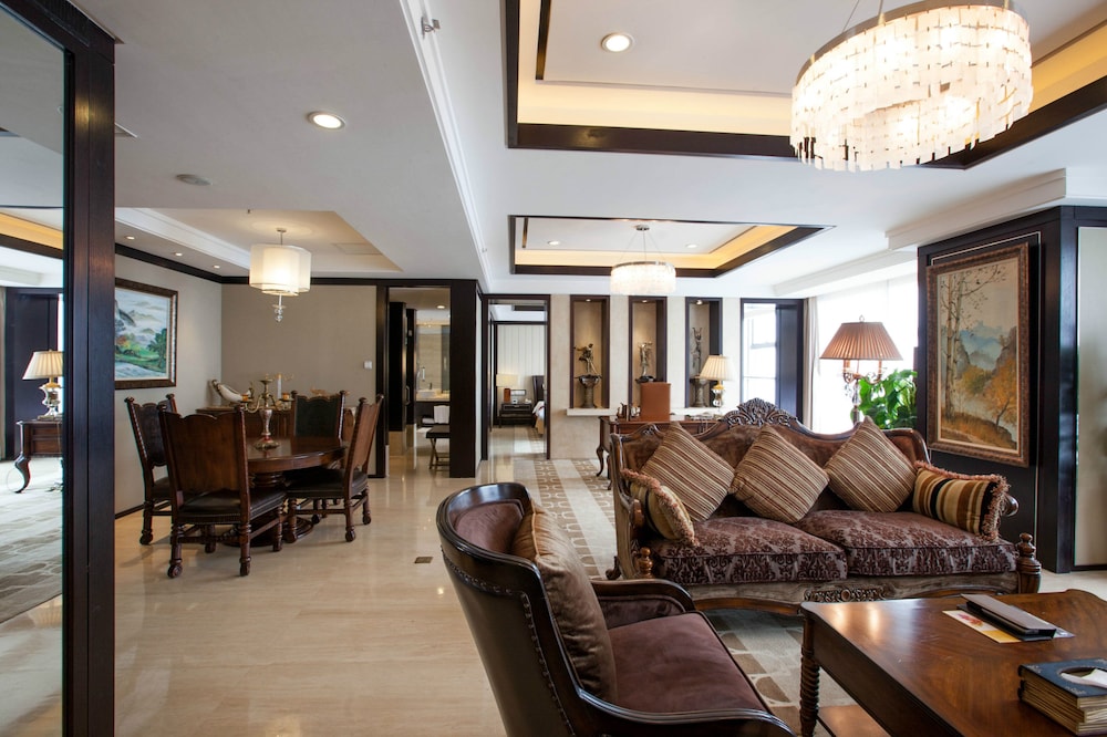 1 Bedroom Suite photo 1