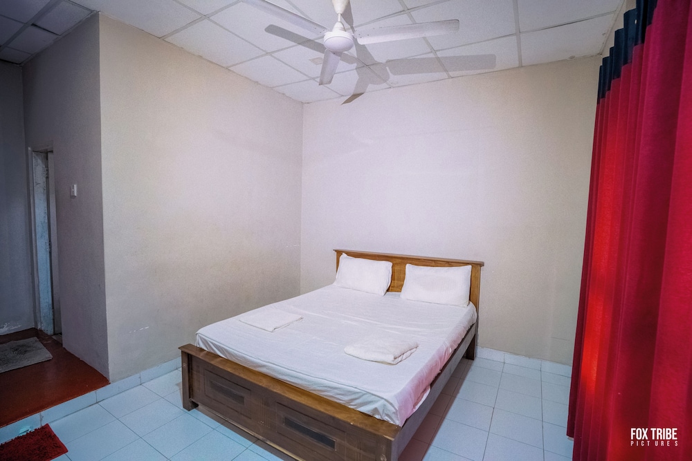 Standard Double or Twin Room, 1 Bedroom, Lake View photo 2