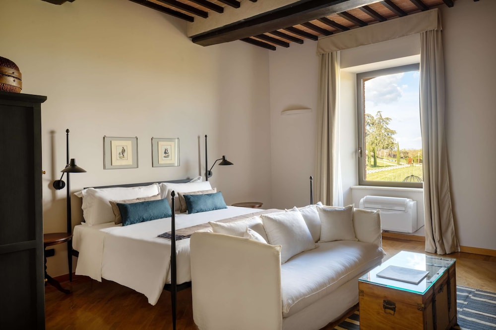 Family Deluxe Room - Photo 1