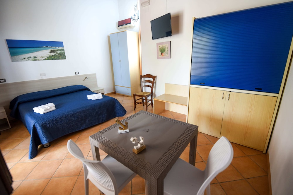 Basic Studio, 1 Double Bed