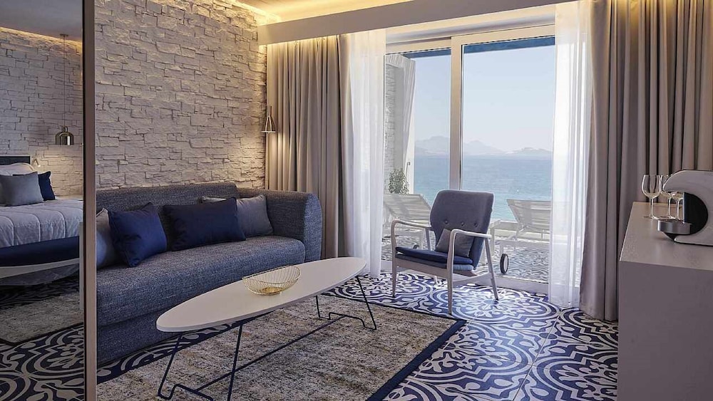 Superior Suite, Sea View photo 2