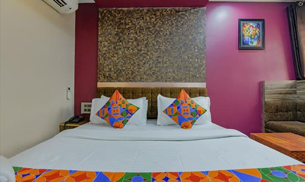 Deluxe Room - Photo 2