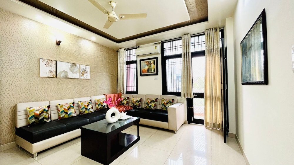 Standard Apartment, 3 Bedrooms - Photo 6