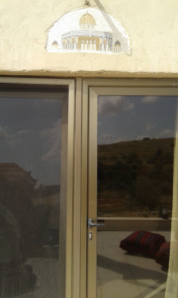 Jerusalem Room, Mountain View photo 1