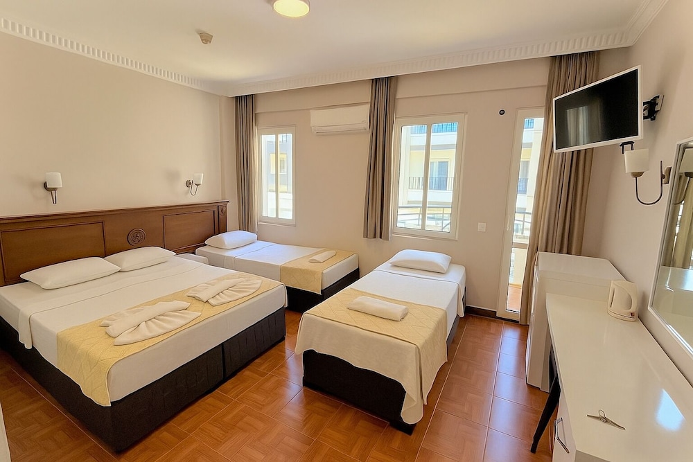 Economy Quadruple Room