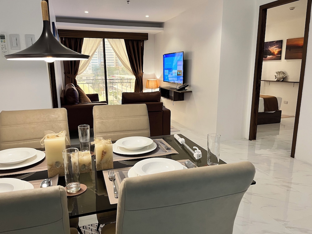 Deluxe Suite - Photo 5
