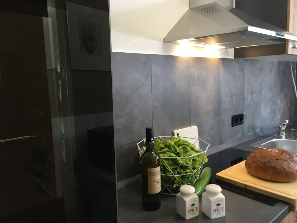 Condo, 2 Bedrooms, Kitchen, Mountain View photo 3