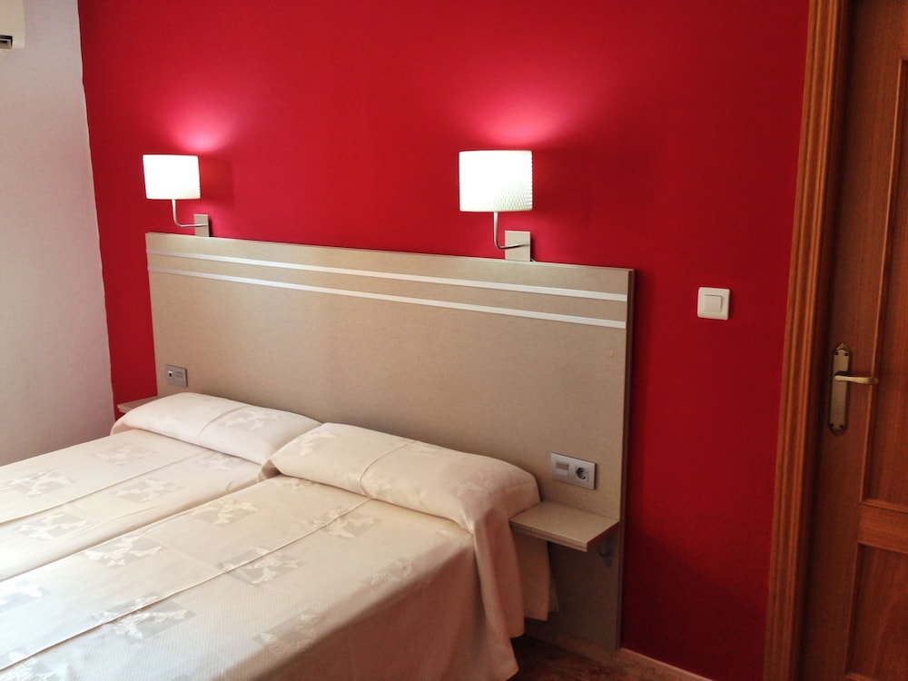 Standard Double or Twin Room, Balcony - Photo 1