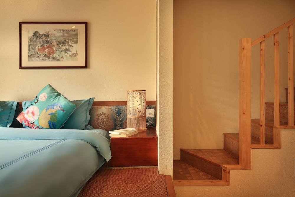 Family Triple Room, Multiple Beds, Non Smoking, Hill View photo 3
