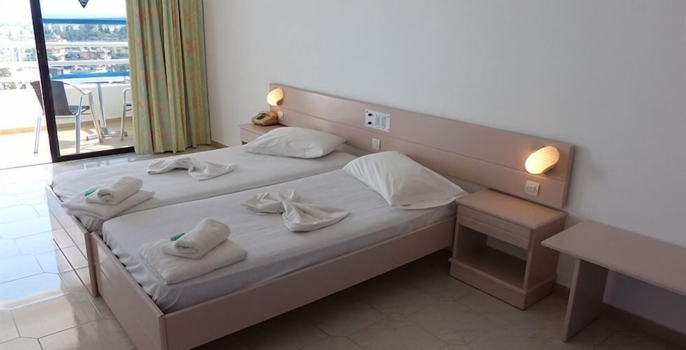 Standard Double or Twin Room, Sea View